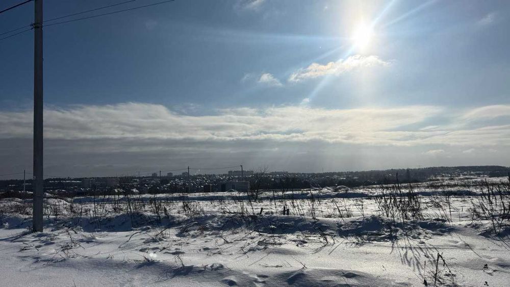 Продаж видової ділянки 8 соток в хорошому спокійному місці.