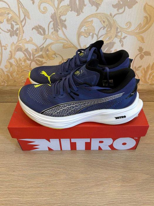 Бігові кросівки чоловічі Puma Deviate NITRO 3