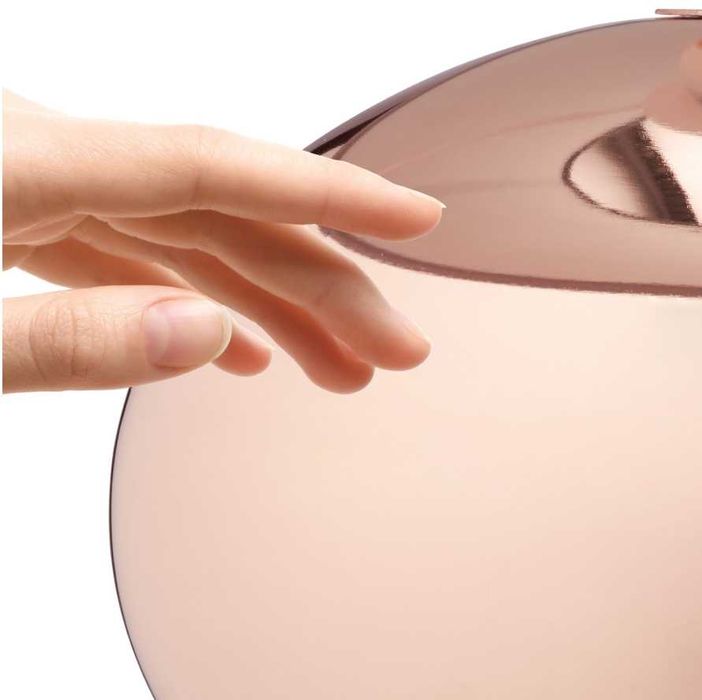 Okrągła lampa stołowa z funkcją dotykową