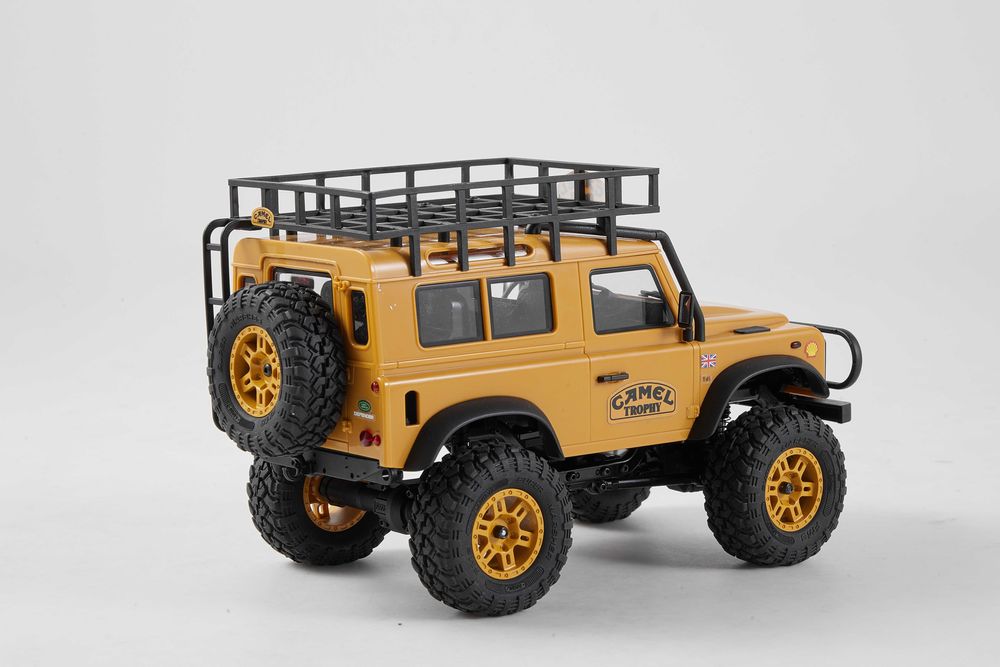 Машинка на радіокеруванні FMS 1:24 FCX24M Land Rover DEFENDER 90 Camel