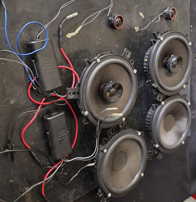 Sistema de som JBL