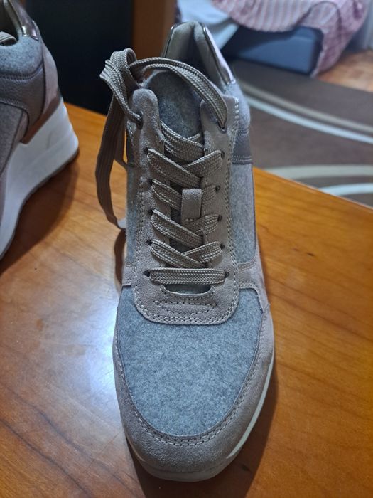 Sapato desportivo senhora 38 Novo