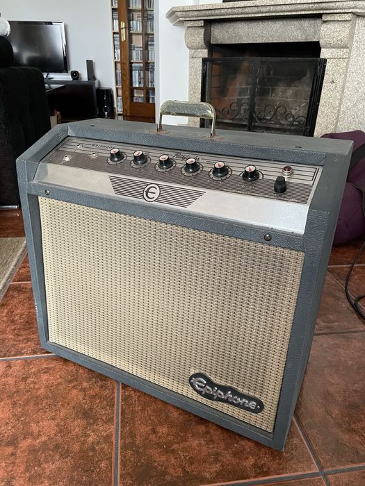 1964 Epiphone Pathfinder (Gibson Falcon)