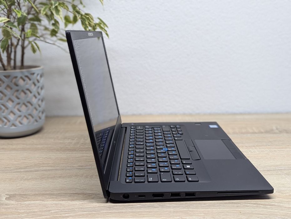 Продам потужний ноутбук Dell Latitude 7490