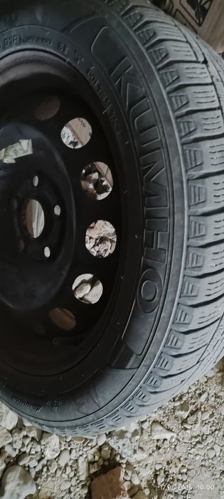 Зимові шини з дисками 205-55r16