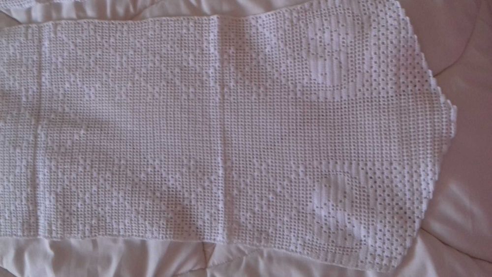 3 centros de mesa em croche, brancos, feitos à mão