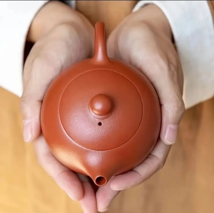 Глиняний чайний набір Сі Ши: Чайник 200 мл + 2 піали по 50 мл.  Глина.