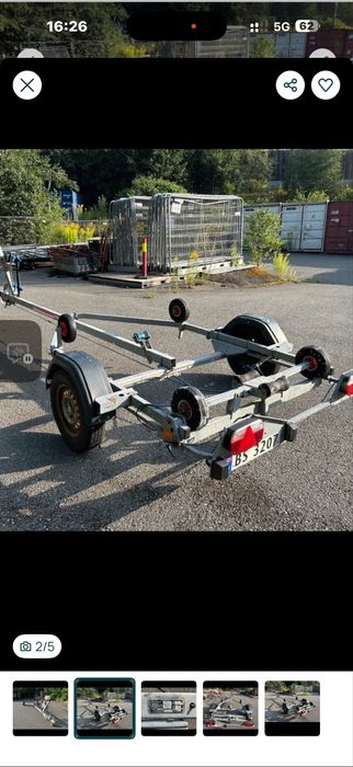 Przyczepa podlodziowa.