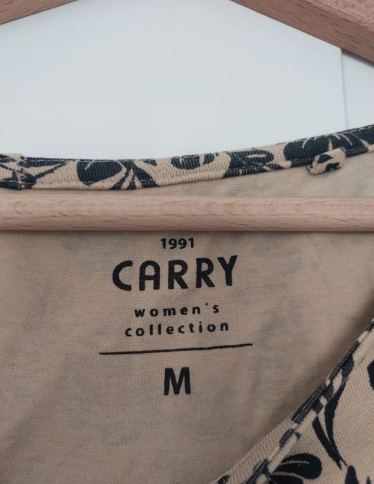 Sukienka Carry M