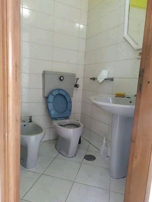 Aluga-se espaço comercial  em Valongo