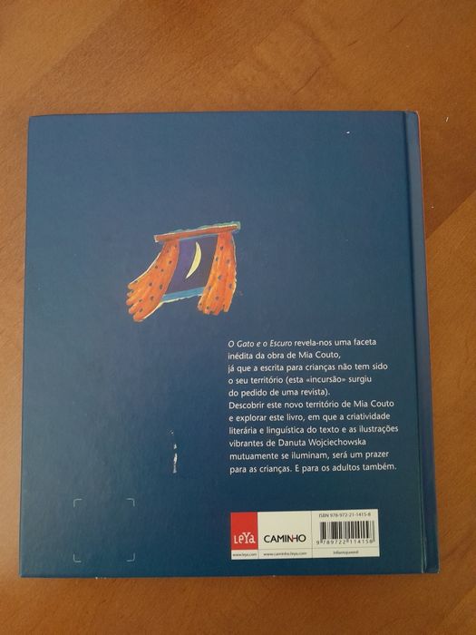 Livro O Gato e o Escuro