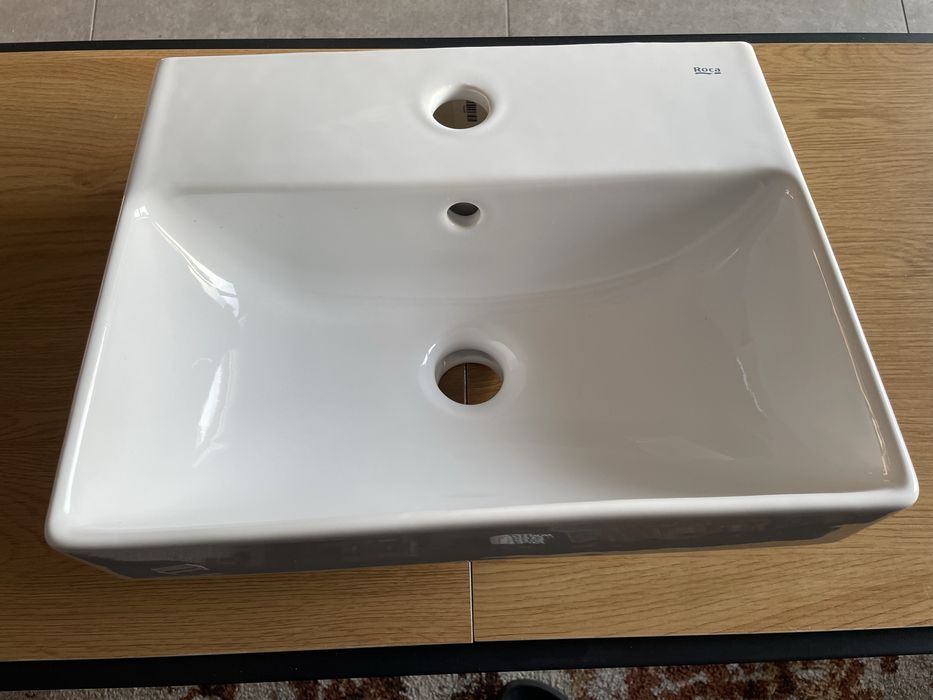 Umywalka scienna Roca Ona Compacto 40cm x 32cm