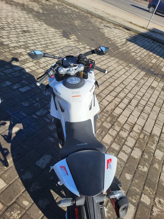 Новий Мотоцикл CFMOTO 450SR