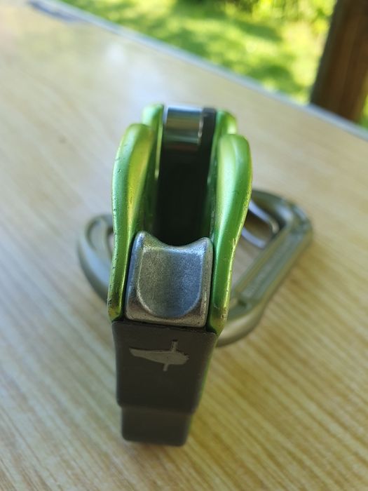 Przyrząd półautomatyczny Climbing Technology Click Up+ oryginalny karabinek HMS
