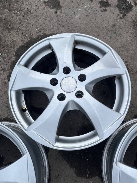 Диски R16 5*108.