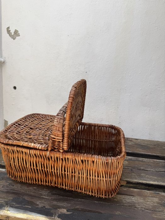 Cesto de piquenique em vime/verga com tampa – Vintage