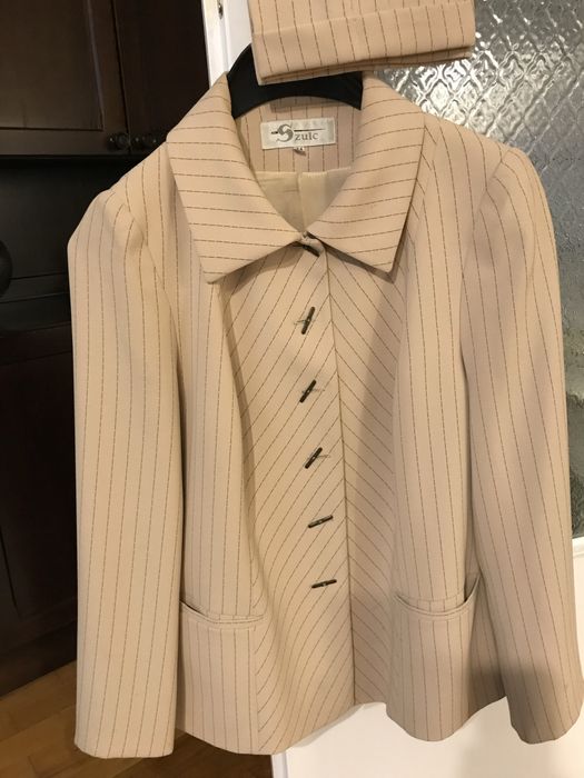 Garnitur damski beż