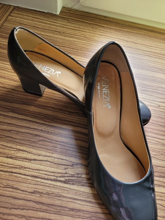 Półbuty damskie venezia r. 37