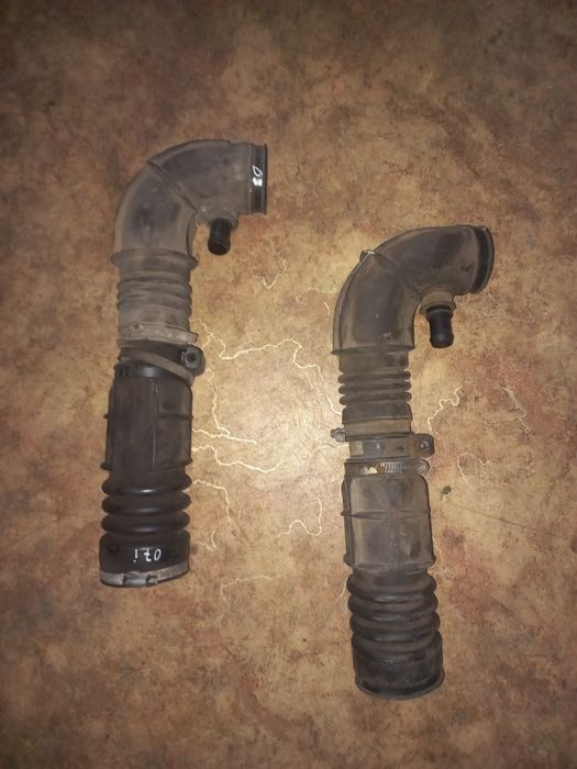 Продам патрубки повітряного фільтру ваз 2107 інжектор