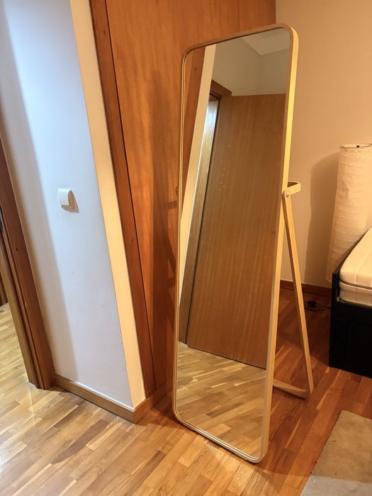 Espelho vertical Ikea IKORNNES como Novo