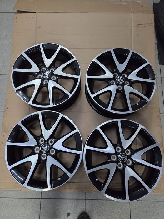 felgi aluminiowe 17" 5x100 6,5x17 ET 50 Toyota