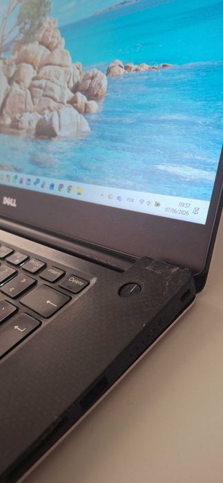 Dell XPS 15 9560 (i7, 8GB RAM, GTX 1050)