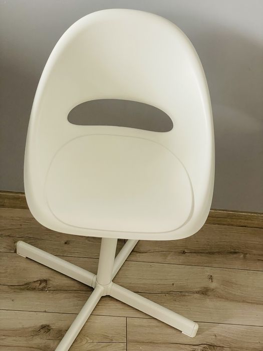 Dzieciece krzeselko biurowe ikea