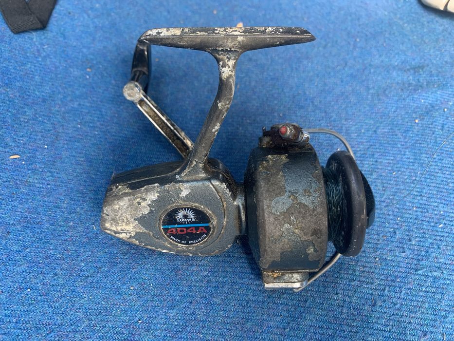 5 Carretos Antigos das marcas Vega Daiwa Isuzu