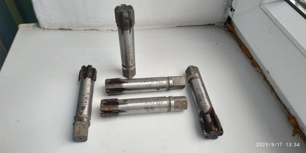 Метчик   М24х1,5