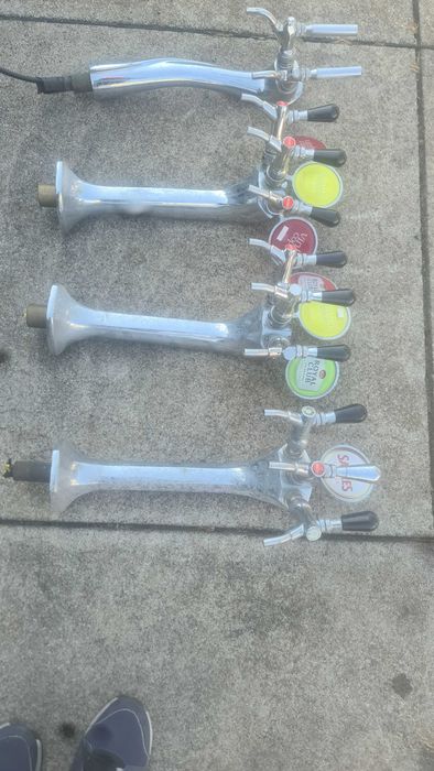 torre de cerveja em cerâmica