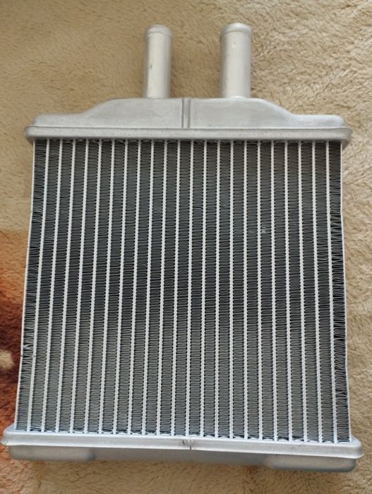 Продається радіатор  пічки Lacetti