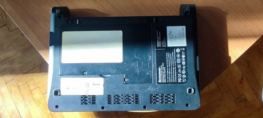 Продам Нетбук Lenovo S10