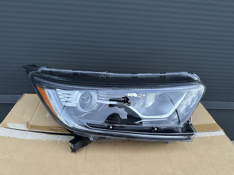 Крыло Honda CR-V CRV Кузовные детали хонда црв