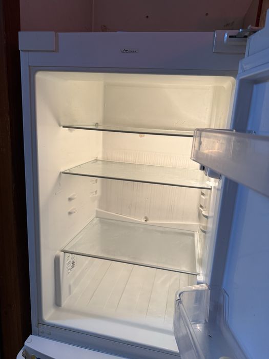 Холодильник Whirlpool