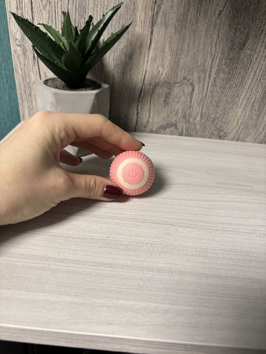 Игровой мячик для кошек и собак