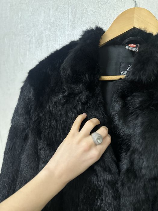 Шуба вінтажна чорна кролик
