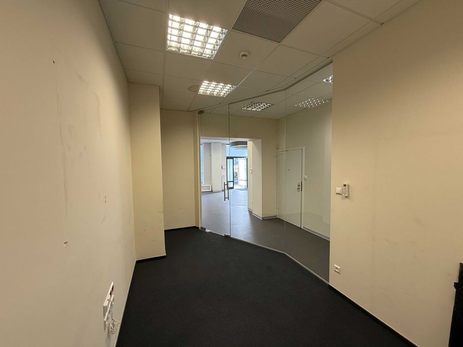 Gotowe od zaraz! | Lokal 75m² | Rynek Ostrowiec Św. | Wyremontowany!