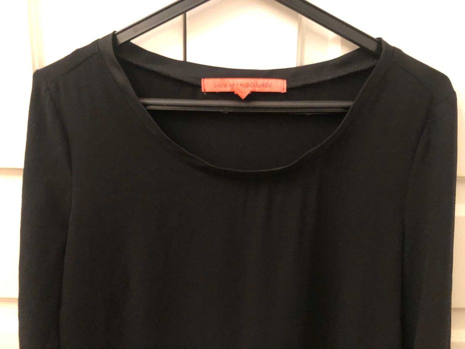 vestido preto liso em malha muito elegante marca MANGO  S