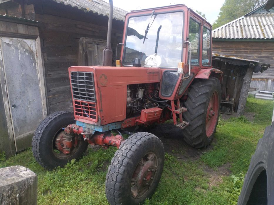 Продам МТЗ- 82 8200$ з захватом 9400$ .