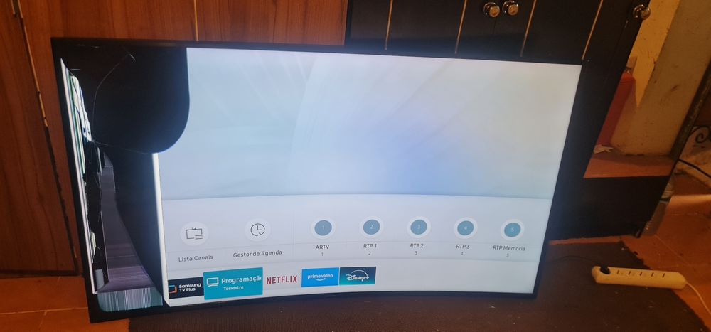 Tv Samsung 4K  de 65 polegadas