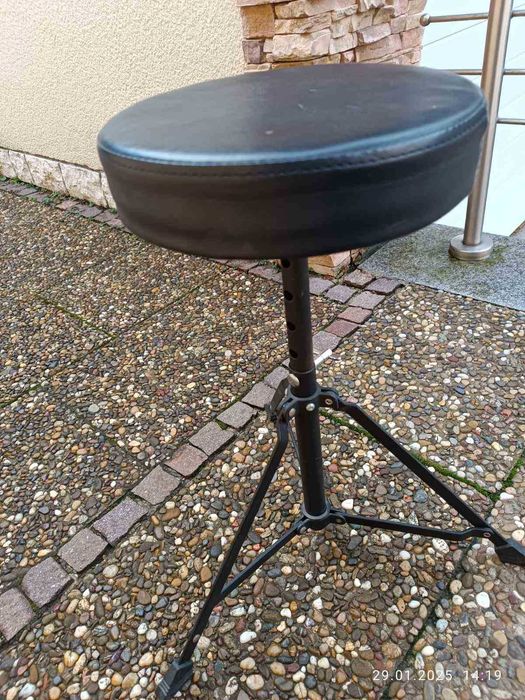 Стілець для барабанів стул банкетка в гарному стані