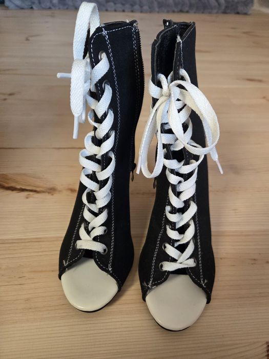 Туфлі хілси для танців  heels в ідеальному стані 39 розмір