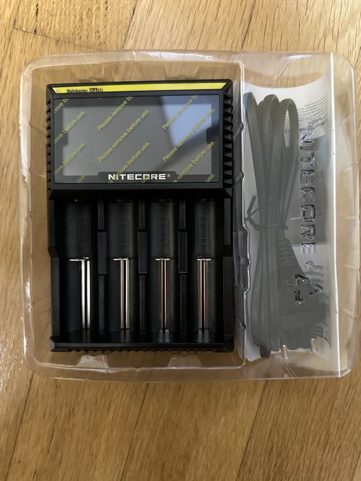 Зарядні пристрої Nitecore, Hama AA, AAA, 18650, li-ion, LiFePO4