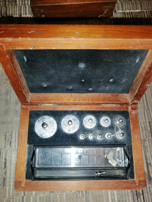 Caixa de pesos de balança