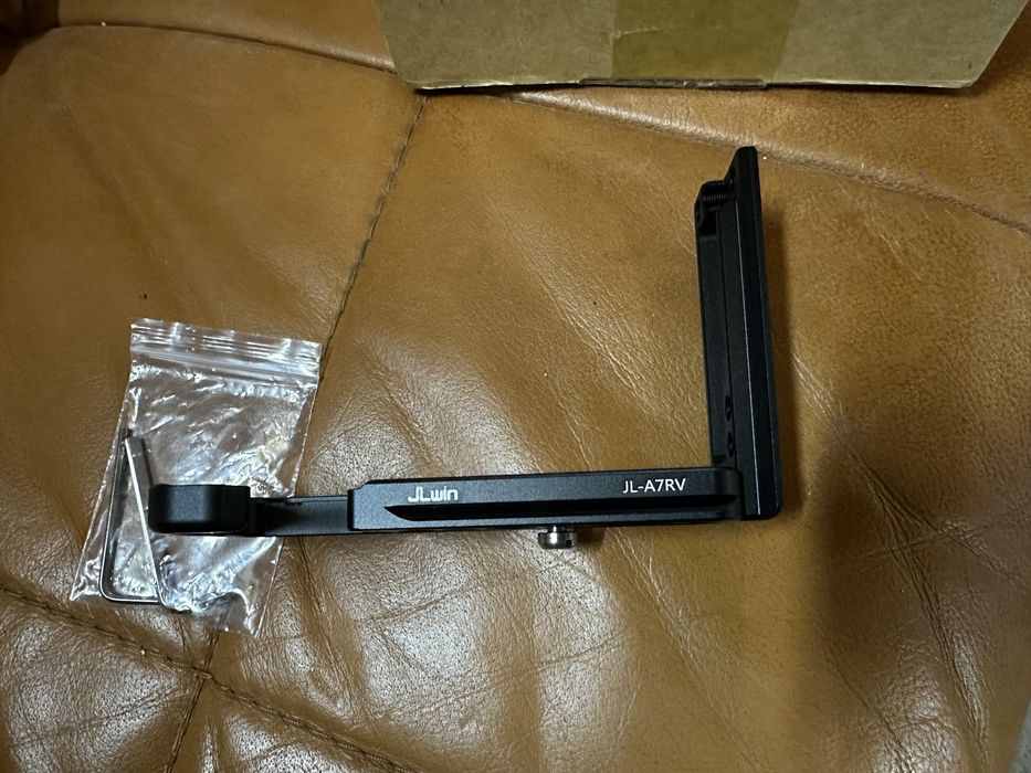 L-подібна пластина для камер Sony A7RV, підходить для типу Arca