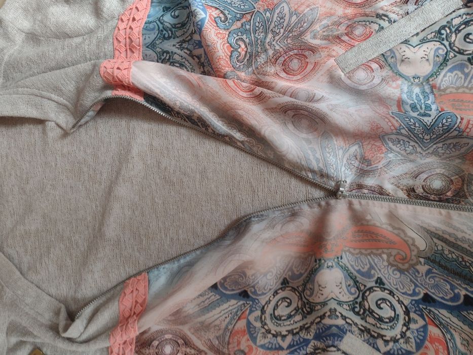 Sweterek/bluzka na suwak