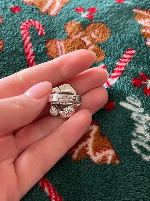 Кольцо цветок роза со стразами серебристое безразмерное стиле Pandora