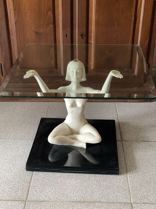 2 Mesas de apoio extravagante, vintage
