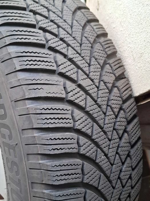 Pneus semi novos c/jantes