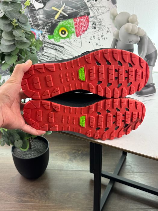 Кросівки Asics FujiLyte XT 42 розмір Е16155